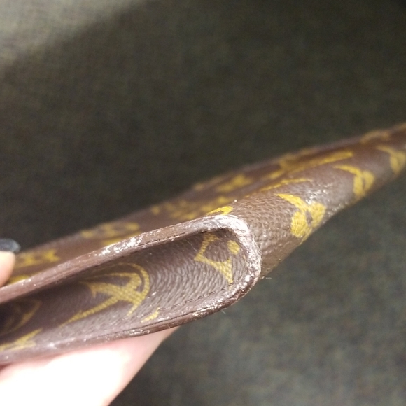 **SOLD** Louis Vuitton Monogram Toiletry Pouch - Picture 6 of 8